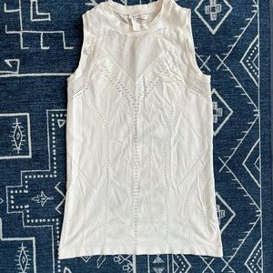 Athleta woman’s in motion tank